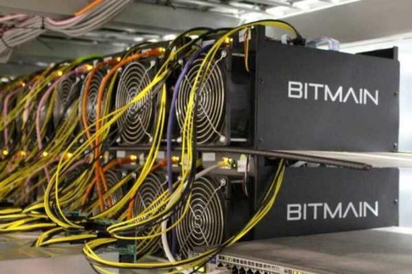 ارزدیجیتال, مجرم سایبری