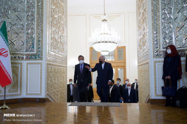 تصاویر دیدار وزرای خارجه ایران و چین,عکس های دیدار ظریف و وزیر خارجه چین,تصاویر دیدار ظریف و وانگ یی