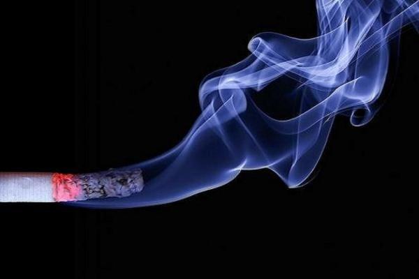 افزایش خطر سرطان دهان و گلو با تنفس دود سیگار ,مضرات سیگار