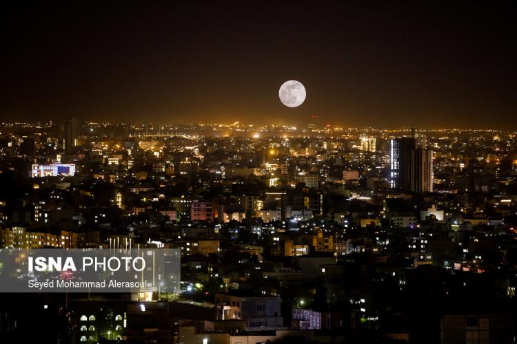 تصاویر اولین ابرماه سال ۲۰۲۱ در سراسر جهان,عکس های ابرماه در ایران,تصاویر ابرماه در تهران