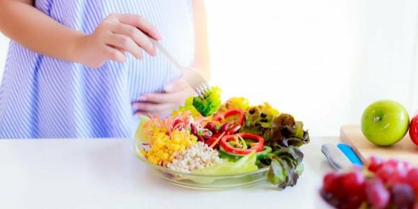 تاثیر رژیم غذایی سالم در کاهش عوارض بارداری,رژیم غذایی سالم