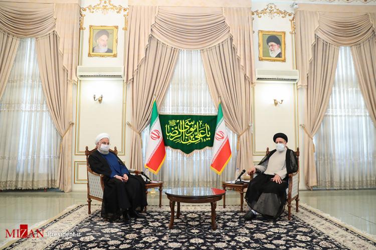 تصاویر دیدار روحانی با سید ابراهیم رئیسی تصاویر دیدار روحانی با سید ابراهیم رئیسی,عکس های دیدار روحانی و رئیسی,تصاویر دیدار رئیس جمهور با رئیسی