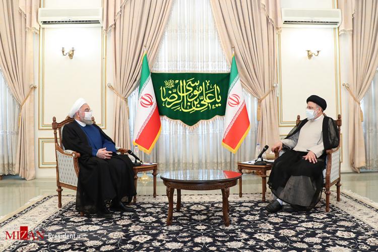 تصاویر دیدار روحانی با سید ابراهیم رئیسی تصاویر دیدار روحانی با سید ابراهیم رئیسی,عکس های دیدار روحانی و رئیسی,تصاویر دیدار رئیس جمهور با رئیسی