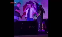 فیلم/ همخوانی بهنام بانی و بابک جهانبخش در کنسرت زنده