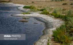 تصاویر تالاب گاوخونی,عکس های خشکسالی تالاب گاوخونی,تصاویری از خشک شدن تالاب گاوخونی