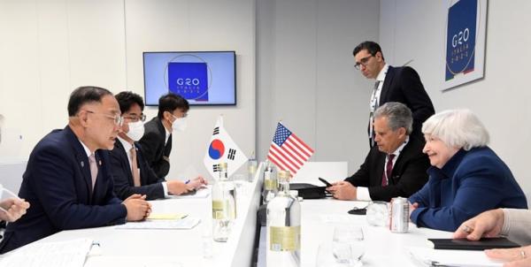 مقامات کره جنوبی و آمریکا,توافق آمریکا و کره جنوبی برای همکاری درباره دارایی‌های مسدود شده ایران