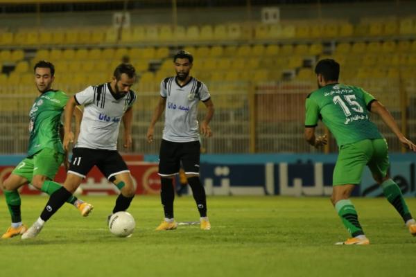 دیدار ذوب آهن و نفت مسجد سلیمان دیدار ذوب آهن و نفت مسجد سلیمان,ضرب و شتم شدید 3 بازیکن اخراجی در مسجدسلیمان