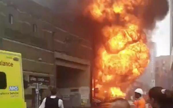 آتش سوزی مهیب در ایستگاه قطار انگلیس,حادثه در انگلیس