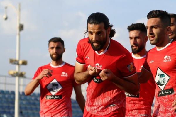 هفته بیست و پنجم لیگ برتر فوتبال,دیدار پرسپولیس و گل گهر