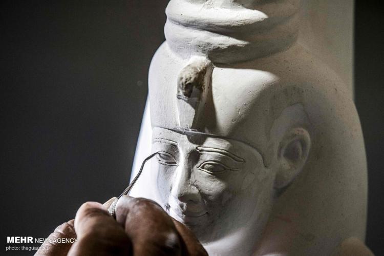 تصاویر ساخت مجسمه فراعنه در مصر برای رقابت با چین,عکس های مجسمه فراعنه در مصر,تصاویری از نحوه ساختن مجسمه فراعنه در مصر