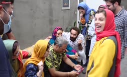 فیلم/ واکنش جالب رامبد جوان و بازیگران سریال مردم معمولی به برد استقلال در دربی