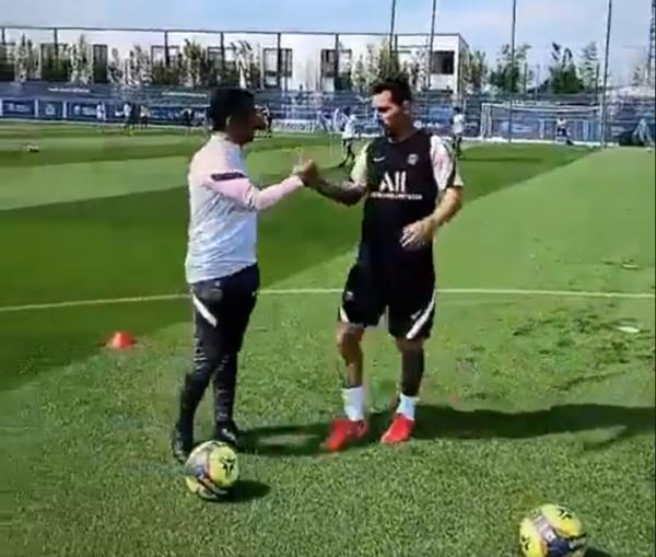 لیونل مسی,اولین تمرین لیونل مسی با پاری سن ژرمن