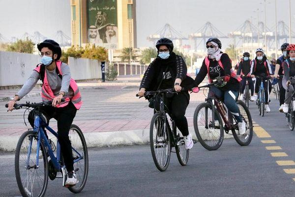 ممنوعیت استفاده‌ی دختران مشهدی از دوچرخه‌,ممنوع شدن دوچرخه برای دختران در مشهد