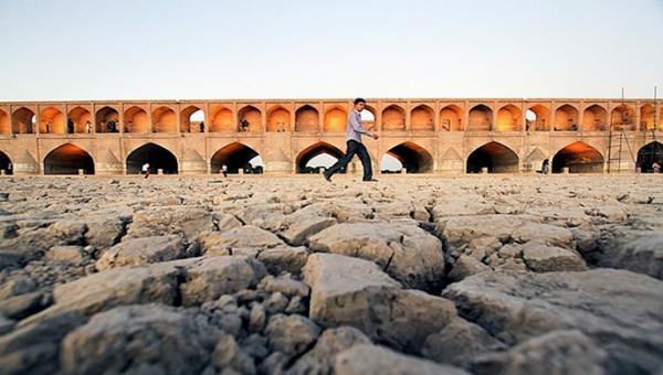 کمبود آب در اصفهان,بی آبی اصفهان