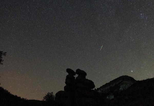 بارش شهابی برساوشی,بارش شهاب سنگی