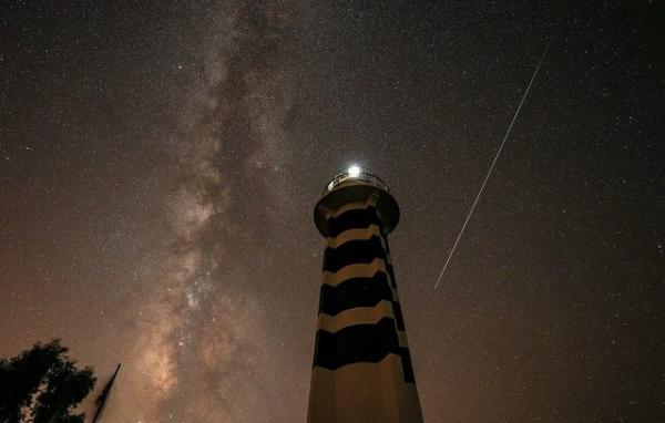 بارش شهابی برساوشی,بارش شهاب سنگی