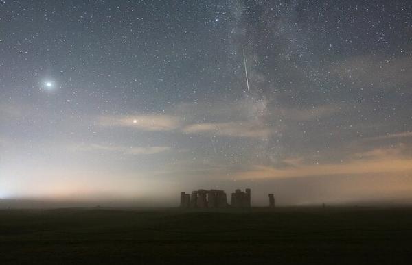 بارش شهابی برساوشی,بارش شهاب سنگی