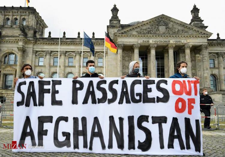 تصاویر راه پیمایی در سراسر دنیا برای مردم افغانستان,عکس های اعتراضات در جهان برای حمایت از مردم افغانستان,تصاویر اعتراضات در جهان برای افغانستان