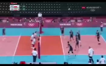 فیلم/ فریادهای معنادار موسوی پس از پیروزی مقابل لهستان و نگاه کوبیاک و یارانش به خوشحالی بازیکنان فیلم/ فریادهای معنادار موسوی پس از پیروزی مقابل لهستان و نگاه کوبیاک و یارانش به خوشحالی بازیکنان