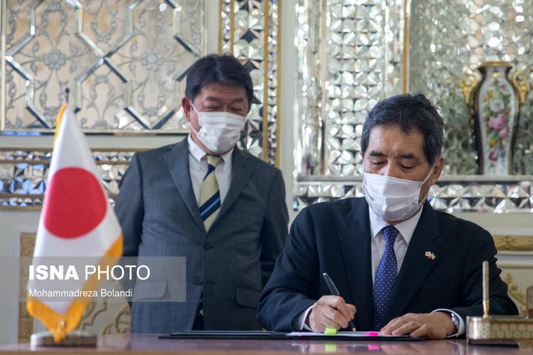 تصاویر دیدار ظریف و موتگی توشیمیتسو,عکس های دیدار وزیر امور خارجه ژاپن با محمدجواد ظریف,تصاویر دیدار ظریف و وزیر امور خارجه ژاپن