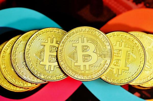 قیمت بیت‌کوین,مهمترین ارز دیجیتال جهان