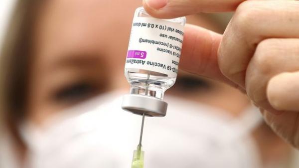 واکسن آسترازنکا,تاثیر واکسن آسترازنکا در بیماران مبتلا به اچ‌آی‌وی