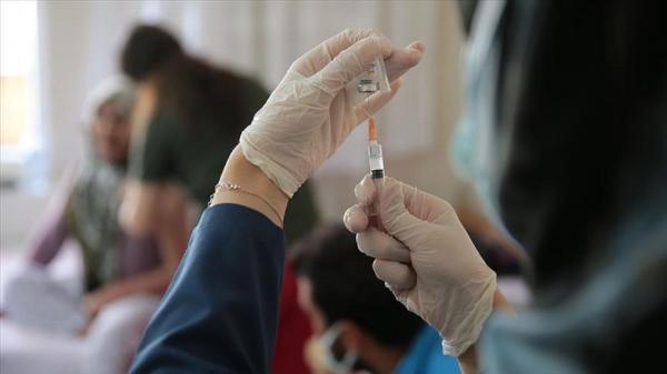 واکسیناسیون کرونا در ایران,برداشته شدن محدودیت سنی واکسیناسیون در اصفهان