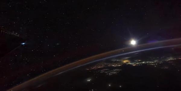 قمر زمین, قمر زمین از دریچه دوربین فضانورد چینی