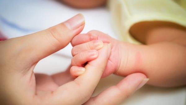 تاثیر شیرمادر بر نوزادان نارس,افزایش عملکرد قلب نوزادان نارس با شیر مادر