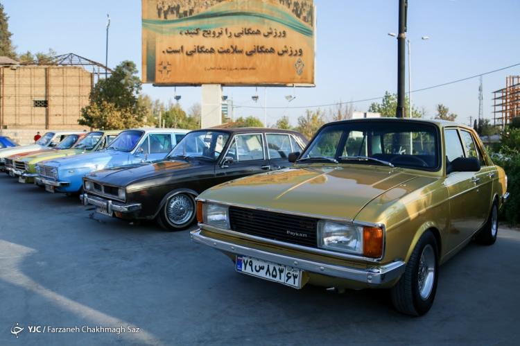 تصاویر نمایش خودرو‌های کلاسیک در شیراز,عکس های خودروهای قدیمی در شیراز,تصاویری از خودروهای قدیمی در شهر شیراز