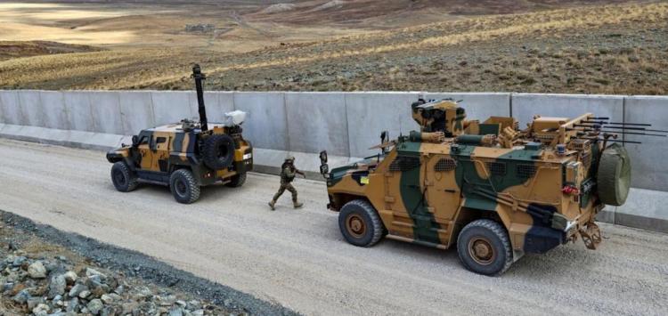 تصاویر افزایش تدابیر امنیتی ترکیه در مرز با ایران,عکس های دیوار مرزی ترکیه با ایران,تصاویر دیوار ایران و ترکیه