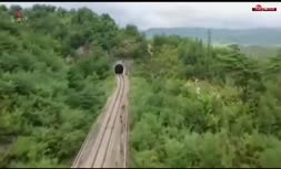 فیلم/ شلیک دو موشک کره‌شمالی از روی قطار