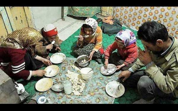 کارگران زیر خط فقر کوچک شدن سفرههای کارگران کارگران زیر خط فقر کوچک شدن سفرههای کارگران