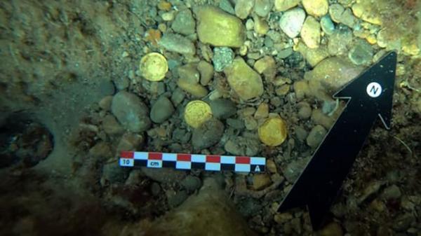 کشف گنجینه بزرگ سکه‌های رومی در دریا,سکه های رومی