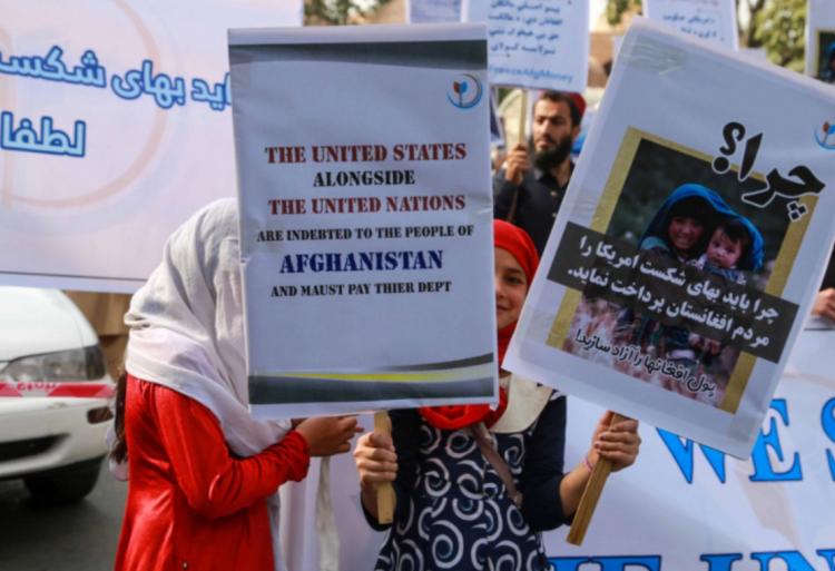 تصاویر تظاهرات ضد آمریکایی در حکومت طالبان,عکس های اعتراضات علیه آمریکا توسط طالبان,تصاویر اعتراضات علیه آمریکا در افغانستان