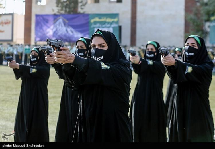 تصاویر پلیس های زن ایران در مراسم صبحگاه مشترک نیروی انتظامی تهران بزرگ,عکس های پلیس ها زن کشور,تصاویر پلیس زن ایران