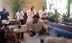 فیلم/ افتتاح رستوران نصرت گوکچه در عربستان