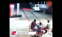 فیلم/ حمله سارقان با شمشیر به پمپ بنزین