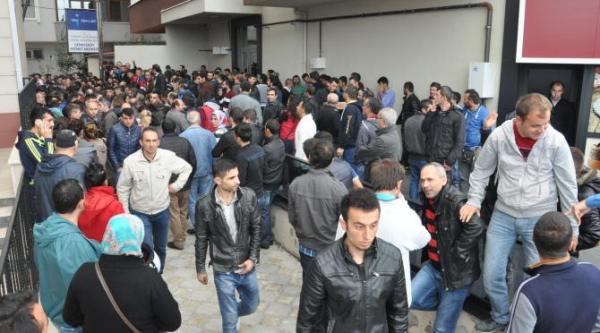 صف های شلوغ نان ارزان در شهرهای ترکیه,صف نان در ترکیه