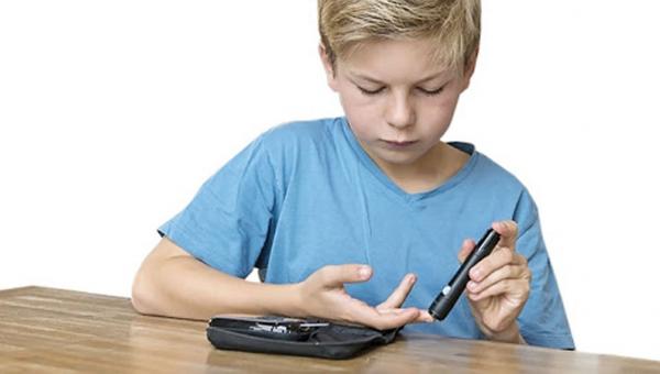 کودکان دیابتی,ریسک بالای آسیب چشمی در کودکان مبتلا به دیابت