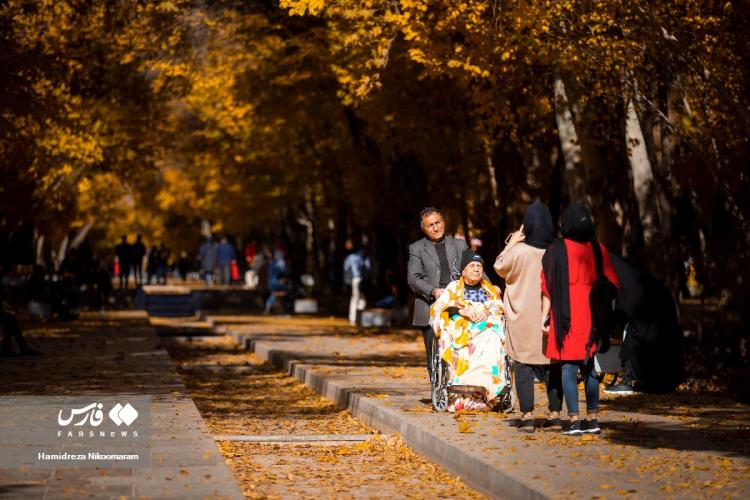 تصاویر روزهای پایانی‌ پاییز در اصفهان,عکس های پاییز اصفهان,تصاویر پاییز 1400 در اصفهان