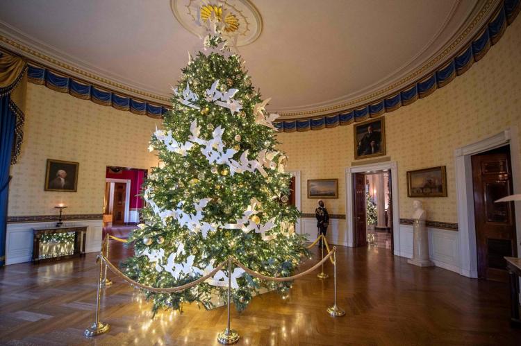 تصاویر آذین‌بندی کاخ سفید برای کریسمس,عکس های تزئیات کریسمس در کاخ سفید,تصاویری از تزئیات کریسمسی در کاخ سفید