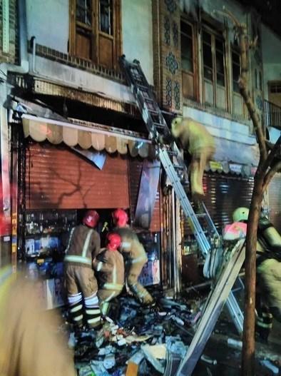 آتش سوزی تهران,آتش گرفتن چندین مغازه و انبار در خیابان ناصرخسرو