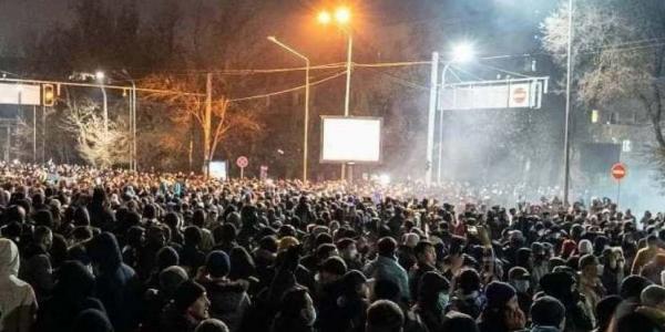 اعتراضات در قزاقستان,اعلام وضعیت فوق العاده در سراسر قزاقستان