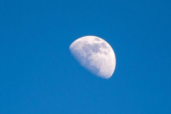 ماه,آسمان