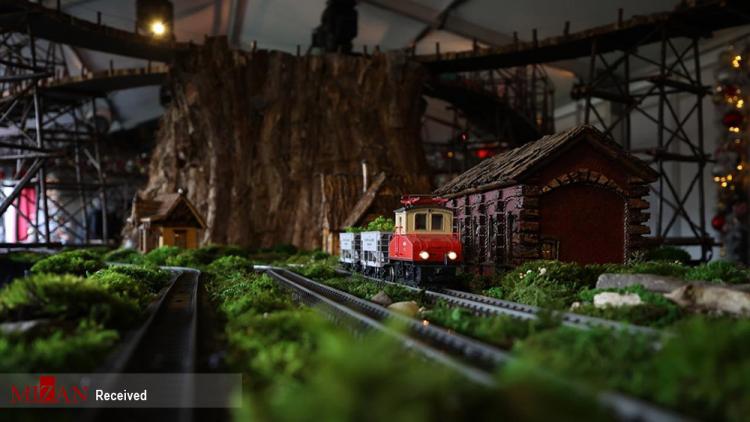 تصاویر نمایشگاه قطار‌های مینیاتوری,عکس های نمایشگاه قطار‌های مینیاتوری,تصاویری از نمایشگاه قطار‌های مینیاتوری به مناسبت کریسمس در نیویورک