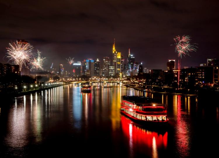 تصاویر جشن سال نوی میلادی 2022 در جهان,عکس های جشن سال نو میلادی در دبی,تصاویر جشن سال نوی میلادی 2022 در استرالیا