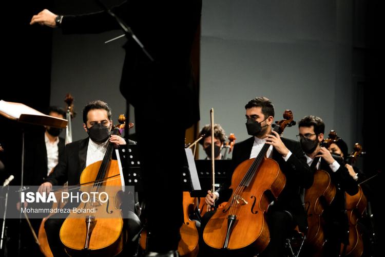 تصاویر چهارمین شب جشنواره موسیقی فجر,عکس هایی از چهارمین شب جشنواره موسیقی فجر,تصاویر اجرای ارکستر پارسوآ در شب چهارم جشنواره موسیقی فجر