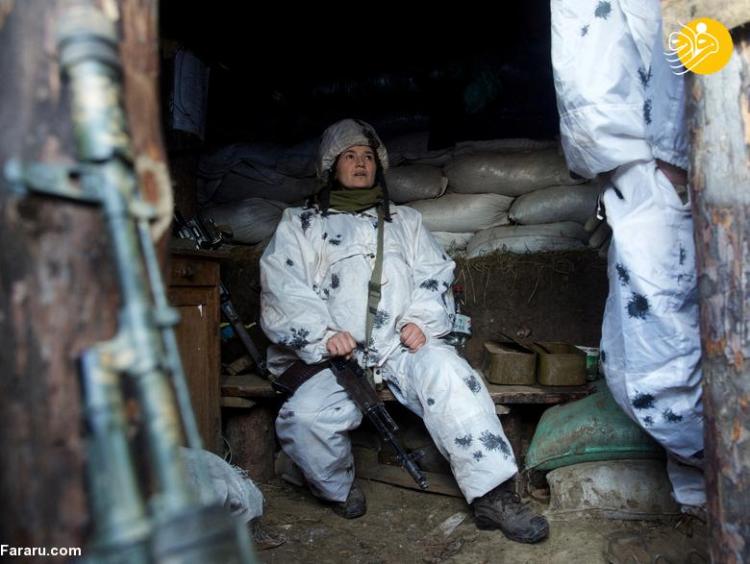تصاویر سنگرهای برفی در خط مقدم جنگ اوکراین و روسیه,عکس های جنگ روسیه واوکراین,تصاویر سنگر برقی سربازان روسی