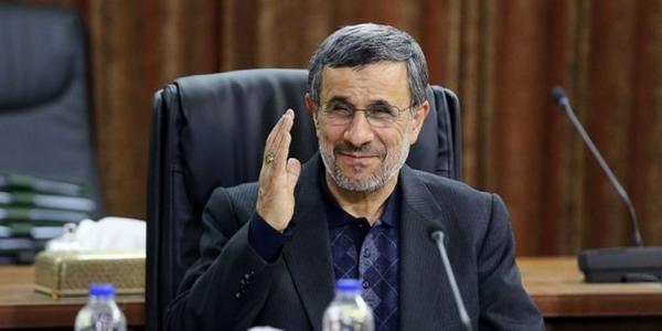 محمود احمدی نژاد,انتقاد احمدی نژاد از مسئولان کشور